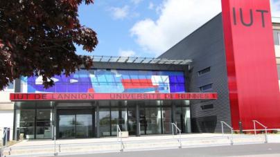 quatre-demissions-la-tete-dinfo-com